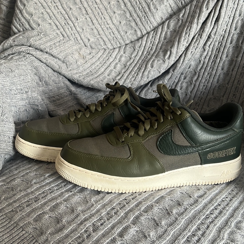 Nike Green Air Force Gor-Tex